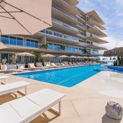 One Bedroom Pool View with Plunge Pool