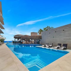 One Bedroom Pool View with Plunge Pool
