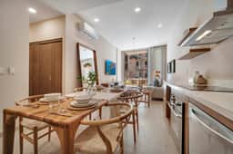 Spacious 2BR Ground-Floor Stay in Las Arenas | Ideal for Families - Image 4