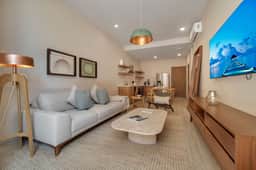 Spacious 2BR Ground-Floor Stay in Las Arenas | Ideal for Families - Image 3
