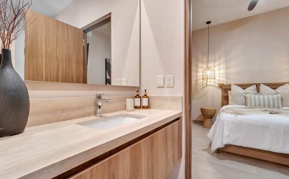 Breezy 2BR Ground-Level Hideaway | Pool, Parking & Great Location