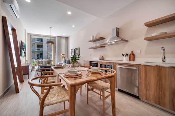 Stylish 2BR Upper-Level Retreat | Modern, Secure & Beach Nearby