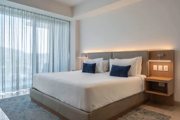 Ocean View Room - Image 2