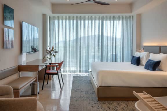 Ocean View Room - Image 4